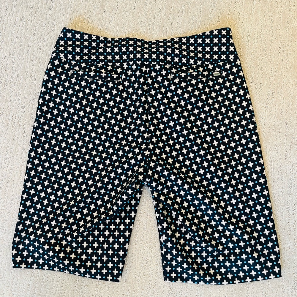 Tail Cross Golf Shorts - Picture 2 of 10